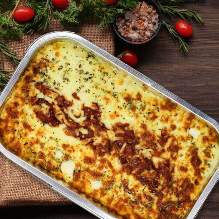 Chefs-Box-Table-Setting-Beef-Beef-Mince-Cannelloni-Family.jpg