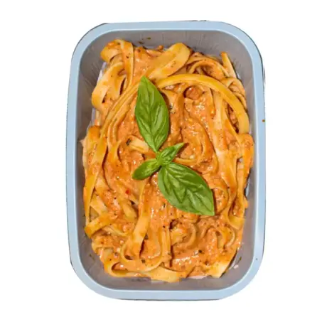 Fettucine with a Creamy Napolitana Sauce - 400g